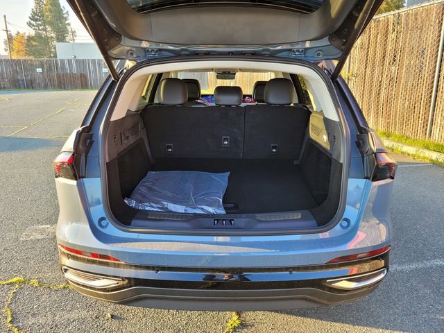 New 2026 Lincoln Nautilus Premier w/ Equipment Group 102A image 17