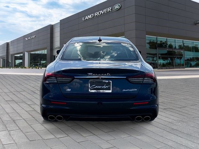 Used 2023 Maserati Quattroporte Modena Q4 AWD/4WD image 4