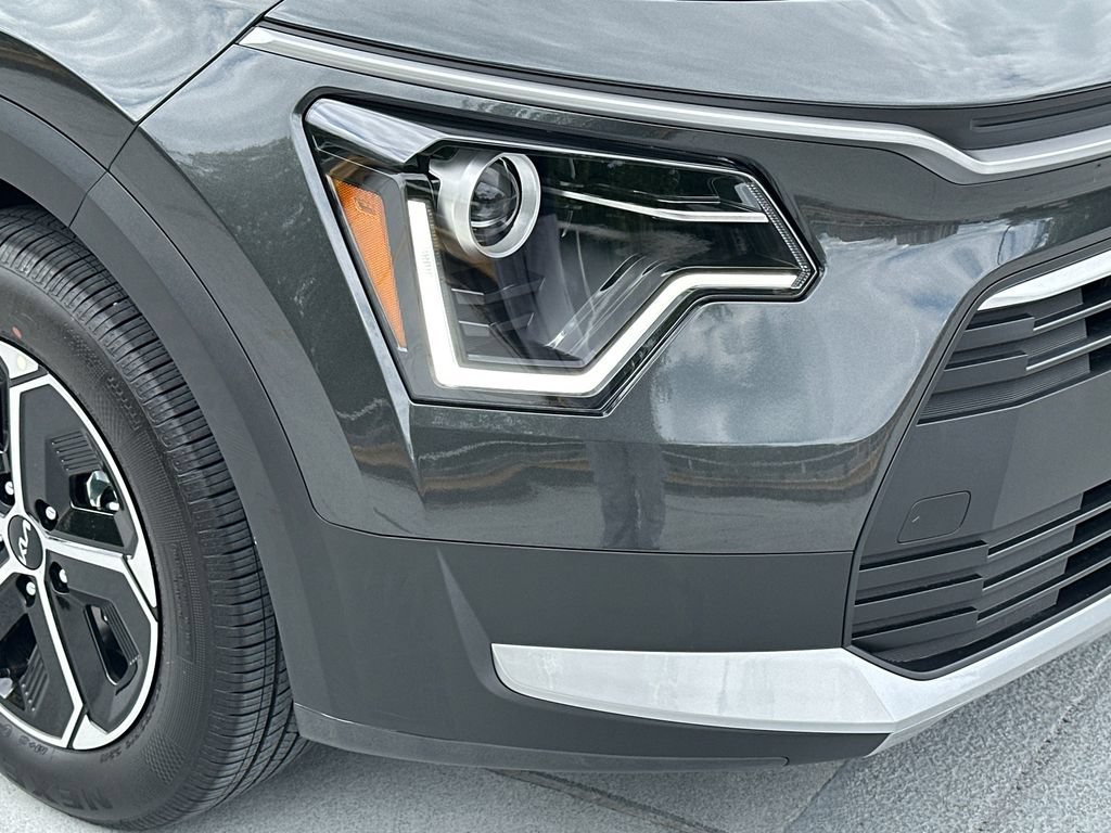 New 2026 Kia Niro EX FWD image 10