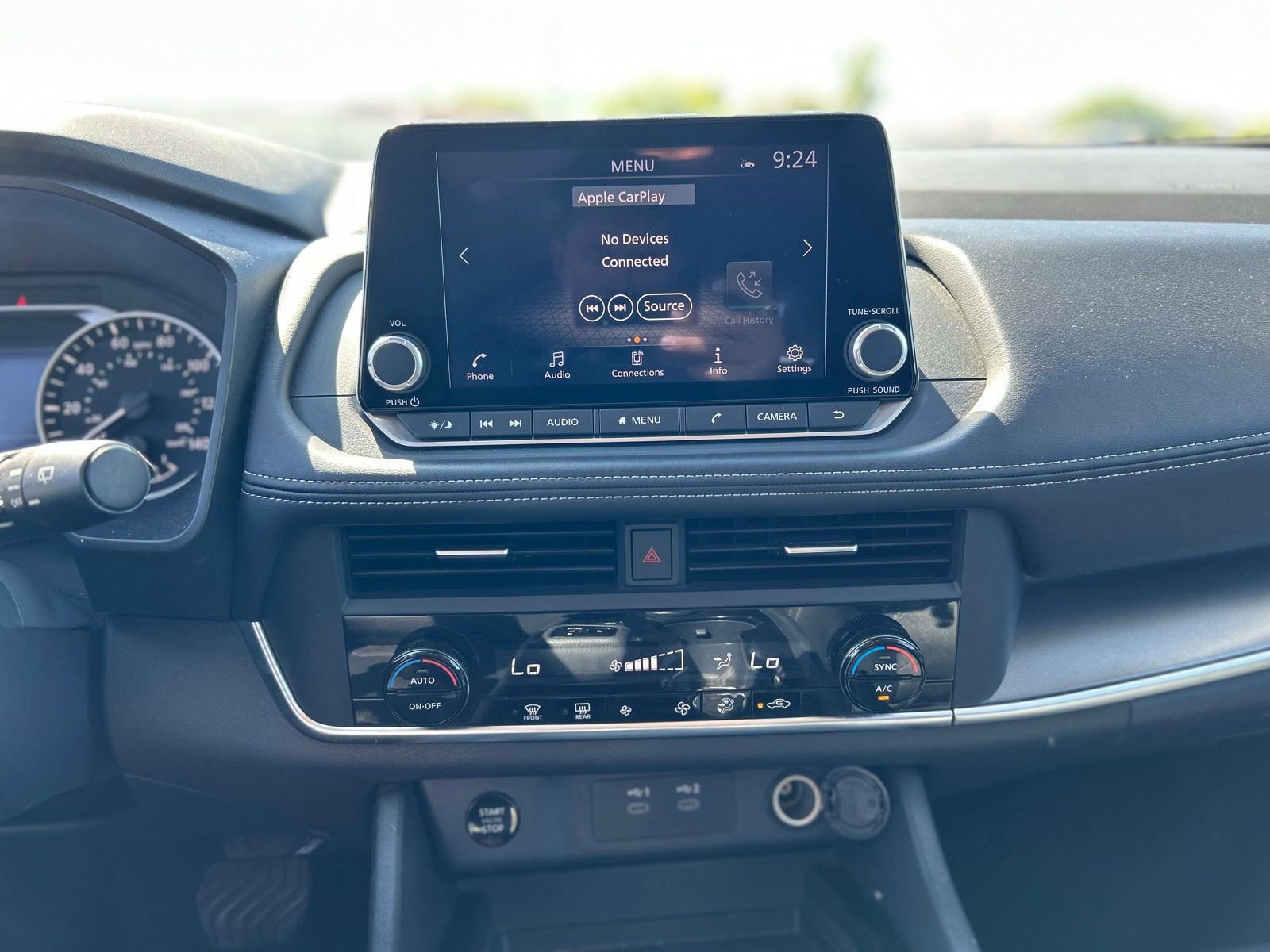 Certified 2025 Nissan Rogue SV AWD/4WD image 18