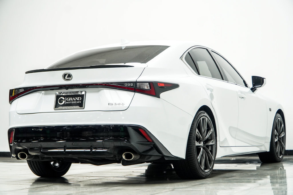 Used 2024 Lexus IS 350 F Sport RWD image 15