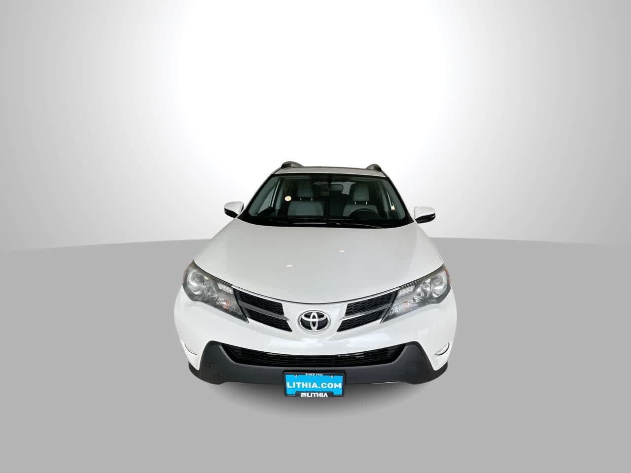 Used 2015 Toyota RAV4 Limited AWD/4WD image 3