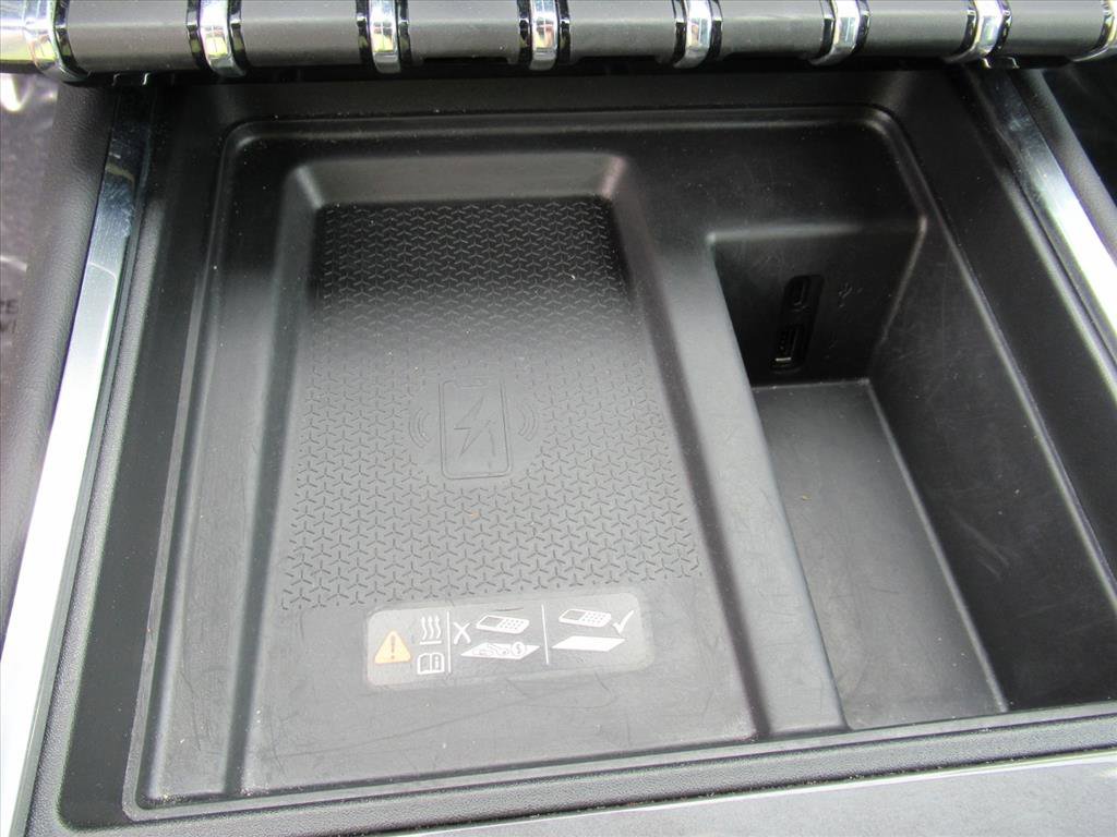 Used 2025 GMC Acadia Elevation image 23