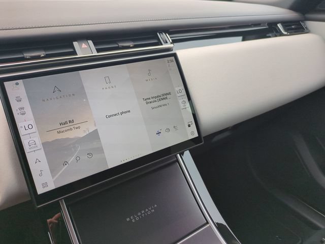 New 2026 Land Rover Range Rover Velar Belgravia AWD/4WD image 11