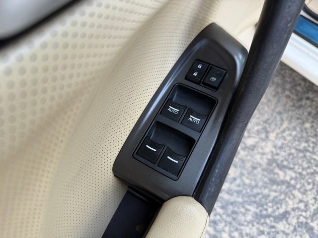 Used 2012 Acura TSX Sedan FWD image 11
