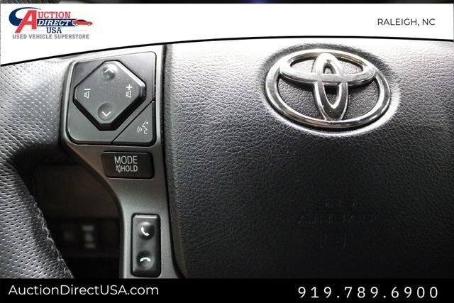 Used 2021 Toyota Tacoma TRD Off-Road AWD/4WD image 28