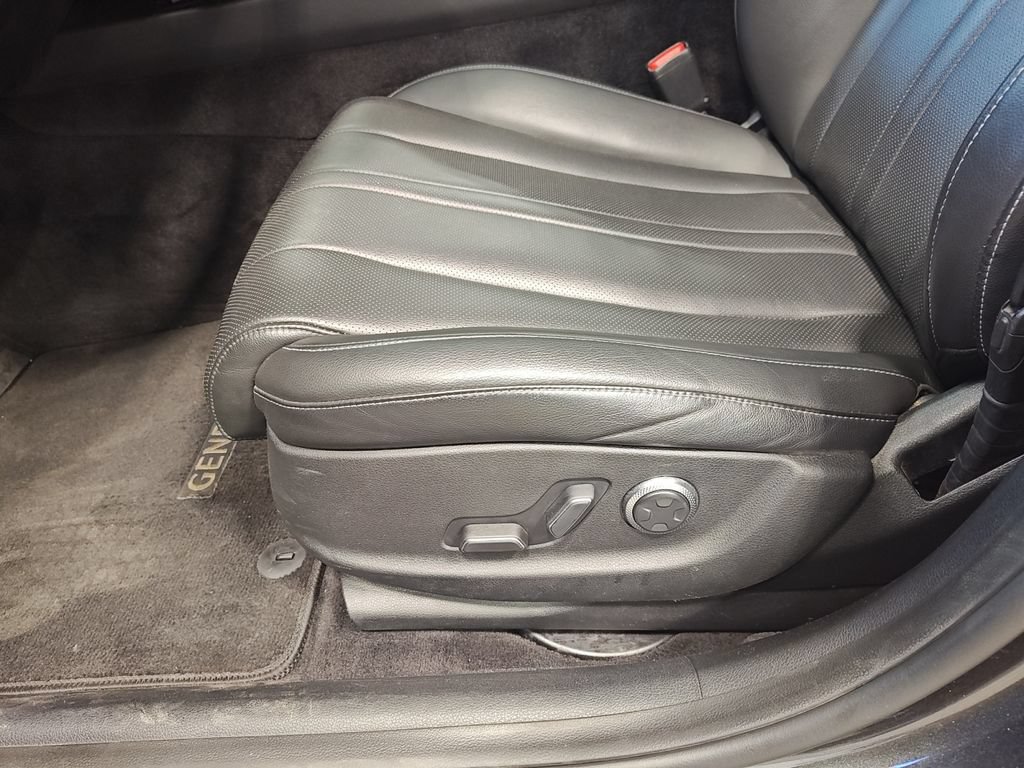 Used 2024 Genesis G80 2.5T AWD/4WD image 30