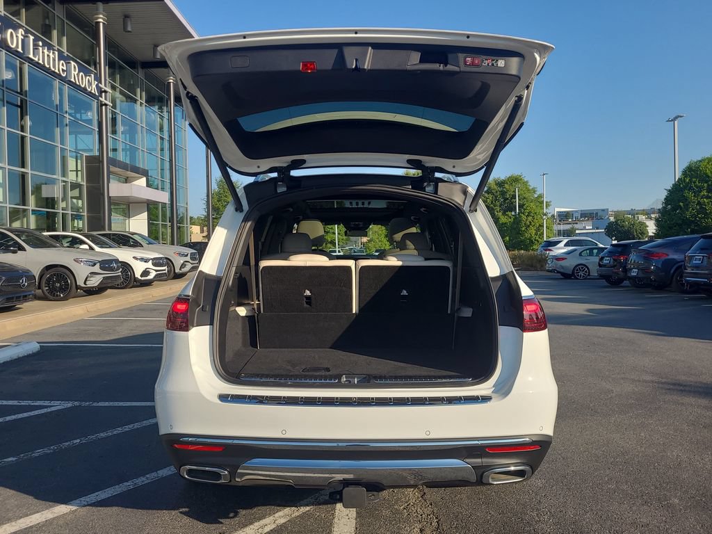 Used 2025 Mercedes-Benz GLS 450 4MATIC image 15