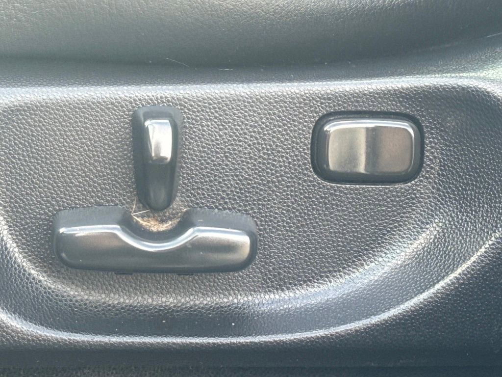 Used 2010 MAZDA CX-9 Grand Touring w/ Moonroof & Bose Audio Pkg image 30