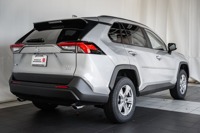 New 2025 Toyota RAV4 XLE image 4