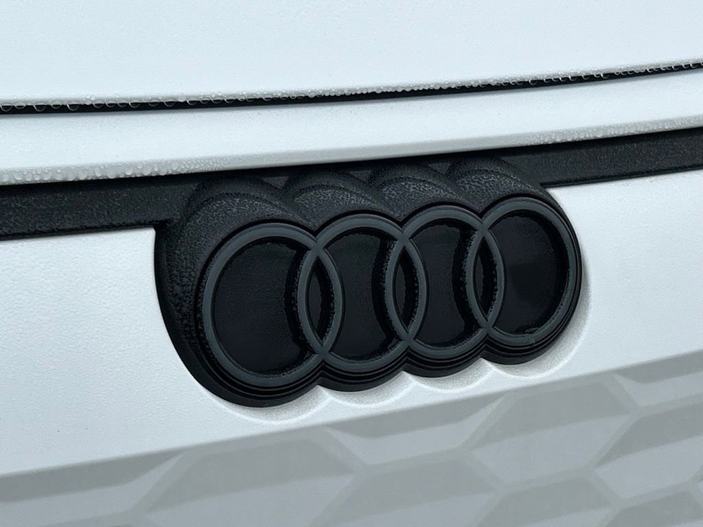 New 2026 Audi RS e-tron GT Base image 58