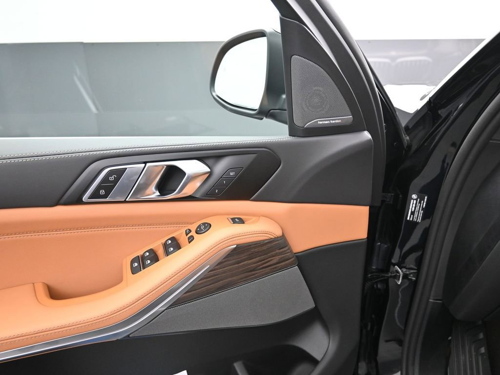 New 2026 BMW X5 sDrive40i RWD image 14