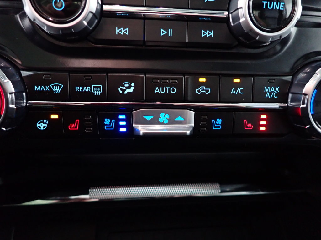 Used 2023 Ford F150 Raptor AWD/4WD image 7