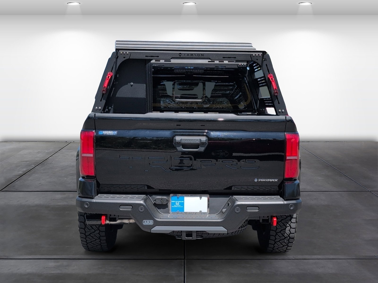 Used 2025 Toyota Tacoma TRD Pro AWD/4WD image 7