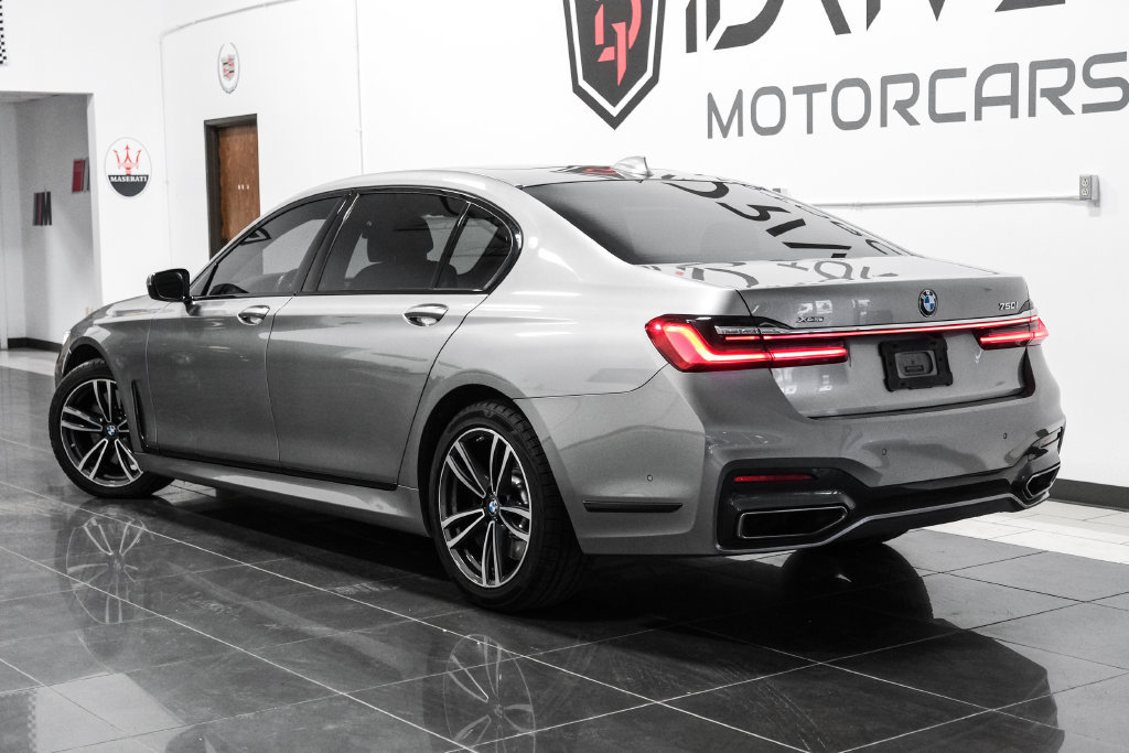 Used 2021 BMW 750i xDrive w/ M Sport Package AWD/4WD image 10