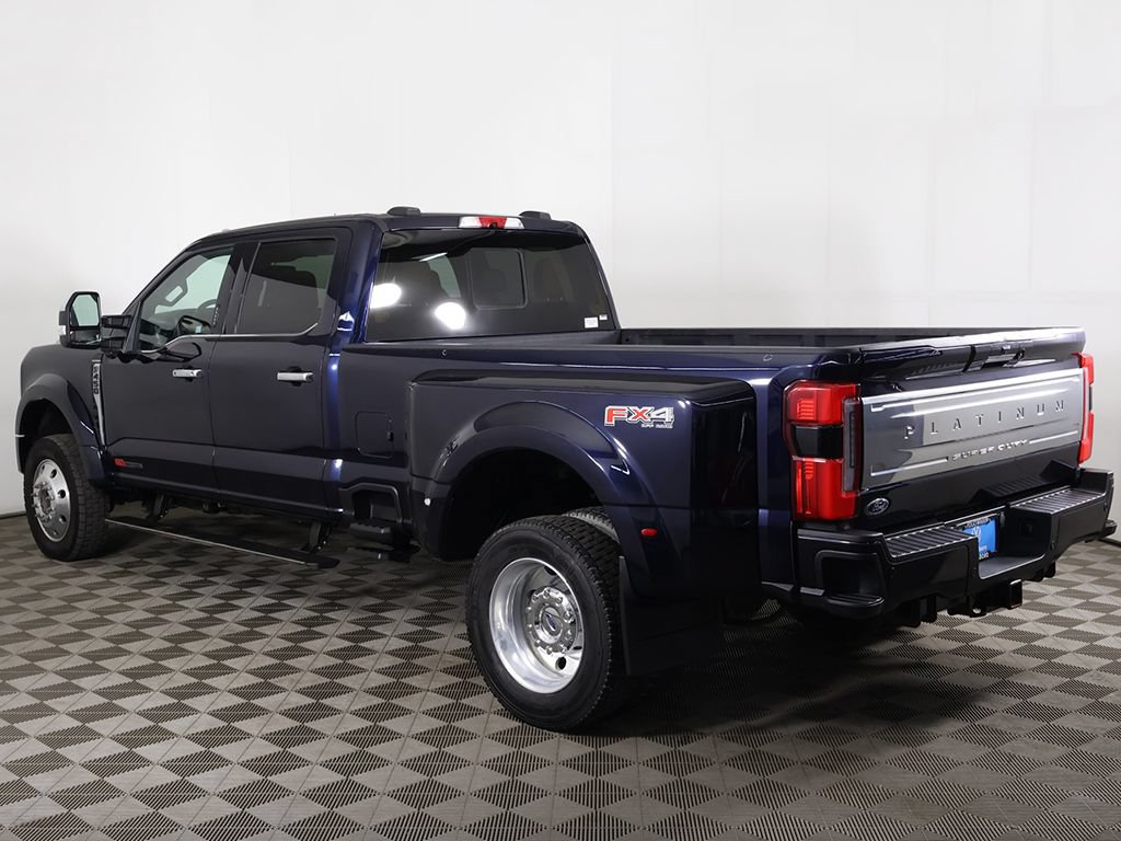 Used 2023 Ford F450 Platinum w/ FX4 Off-Road Package AWD/4WD image 15