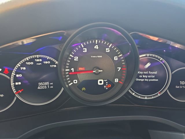 Used 2023 Porsche Cayenne Platinum Edition image 22