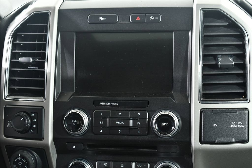 Used 2018 Ford F150 Lariat w/ Equipment Group 502A Luxury AWD/4WD image 9