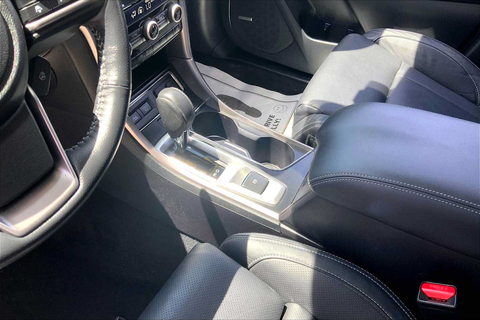 Used 2019 Subaru Ascent Limited AWD/4WD image 17