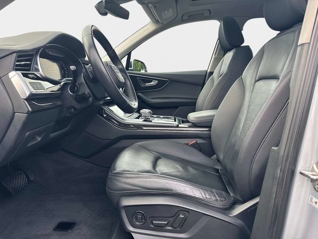 Used 2022 Audi Q7 2.0T Premium w/ Convenience Package AWD/4WD image 17