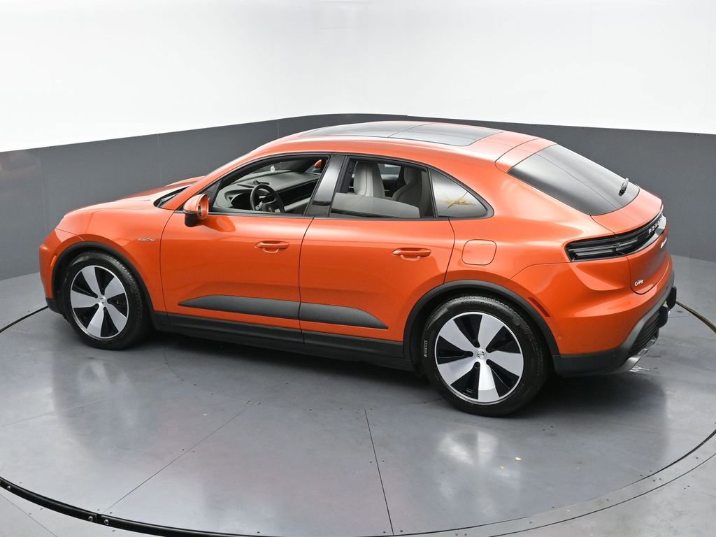 Used 2024 Porsche Macan 4 Electric AWD/4WD image 24