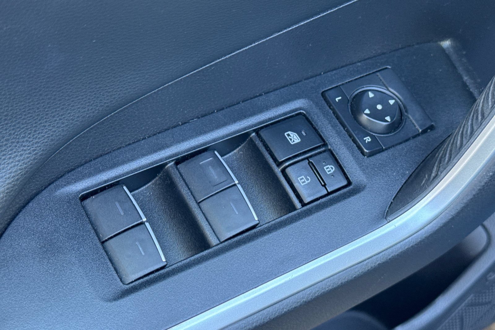 Certified 2022 Toyota RAV4 XSE AWD/4WD image 13