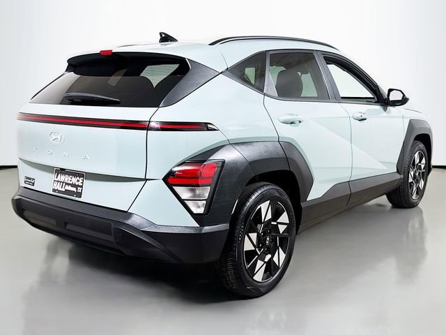 Used 2025 Hyundai Kona SEL FWD image 4