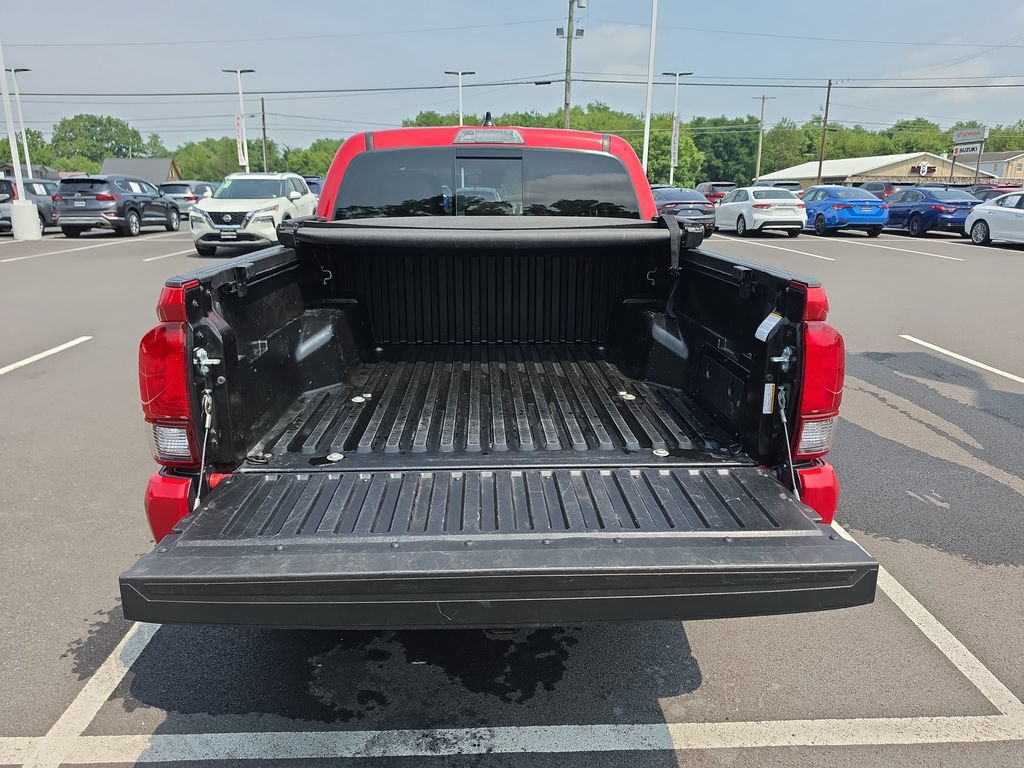 Used 2023 Toyota Tacoma SR5 w/ Technology Package AWD/4WD image 12