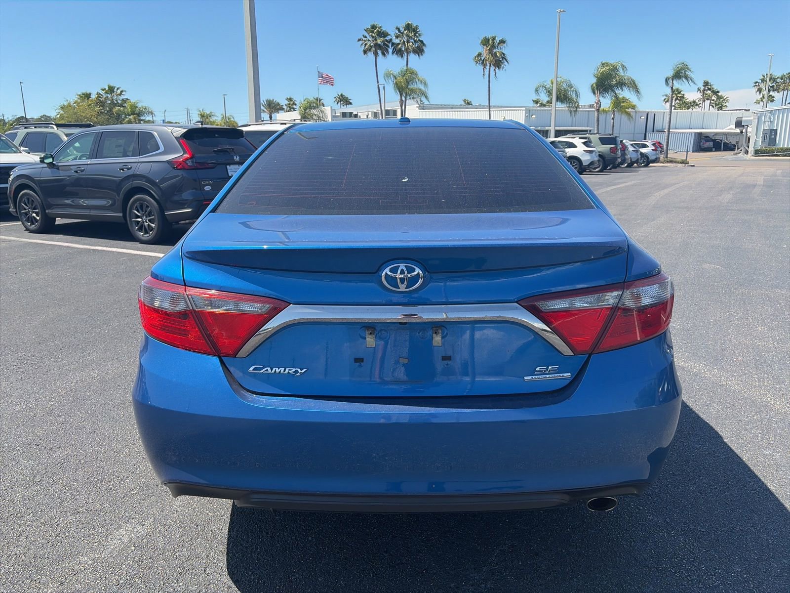 Used 2016 Toyota Camry SE FWD image 6