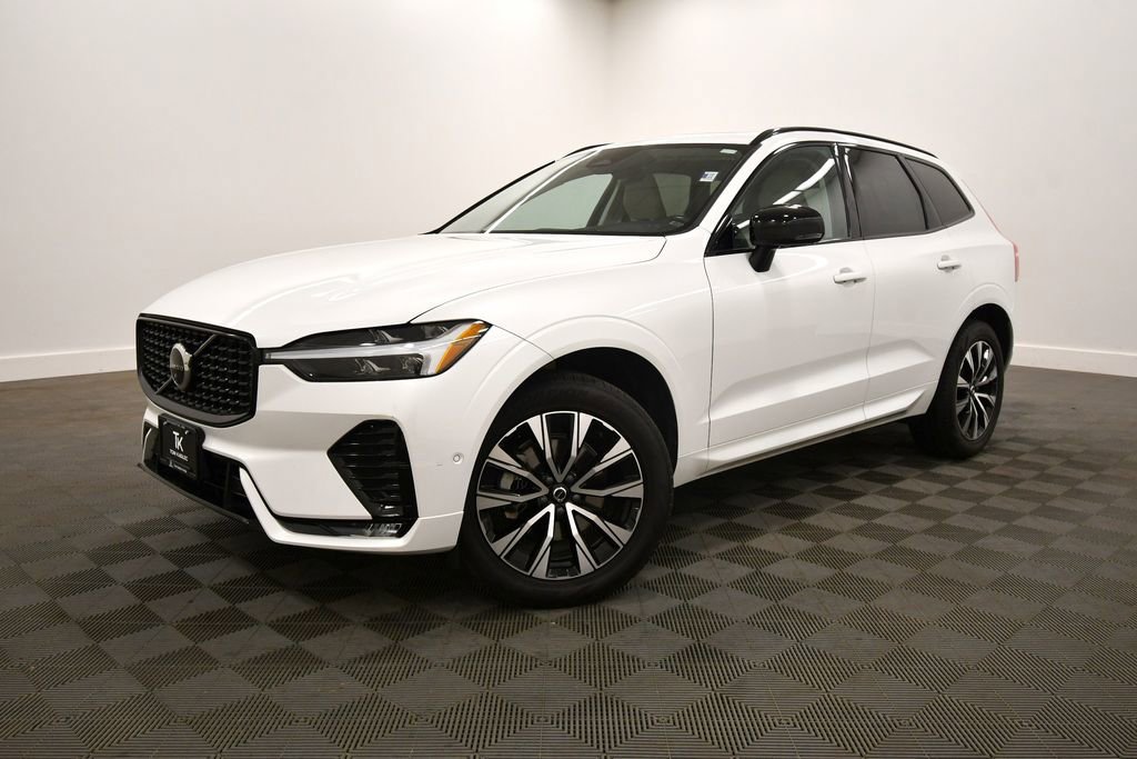 Used 2024 Volvo XC60 B5 Plus w/ Protection Package Premier AWD/4WD image 2