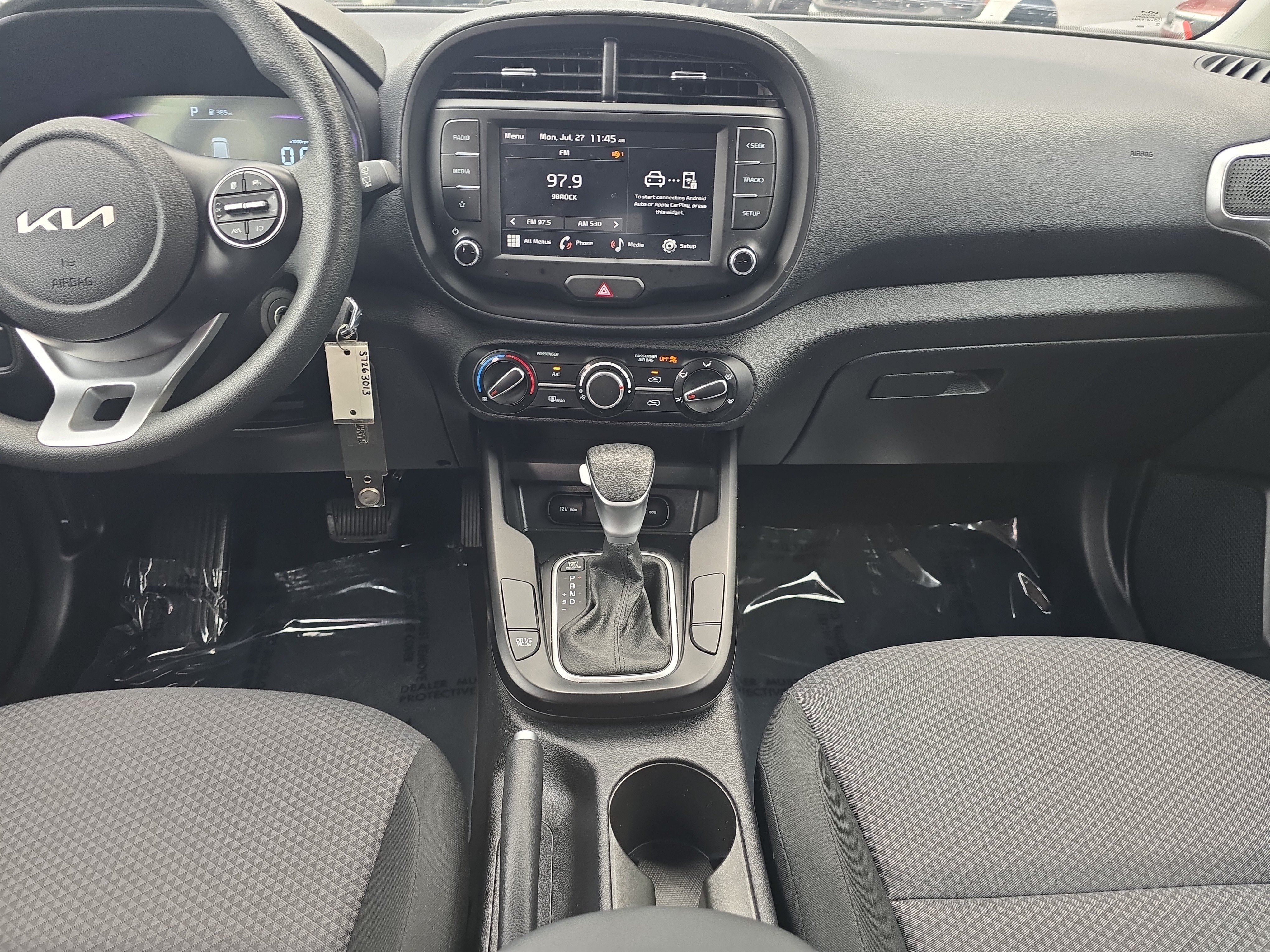 Certified 2025 Kia Soul LX FWD image 14