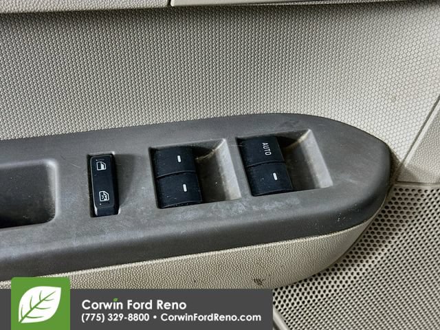 Used 2010 Ford Escape XLS AWD/4WD image 16