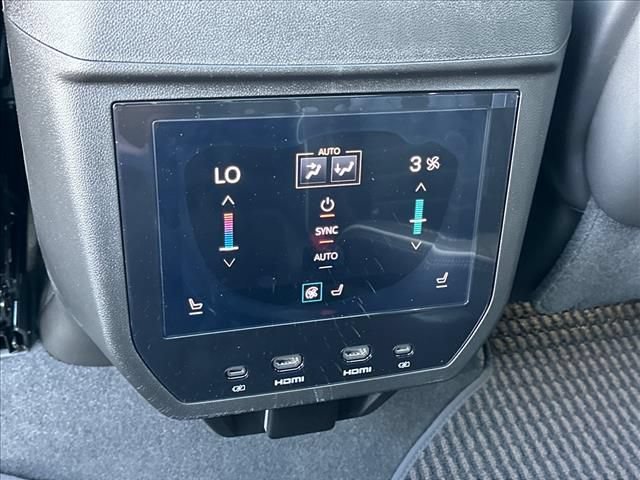 New 2026 GMC Yukon Denali Ultimate AWD/4WD image 24