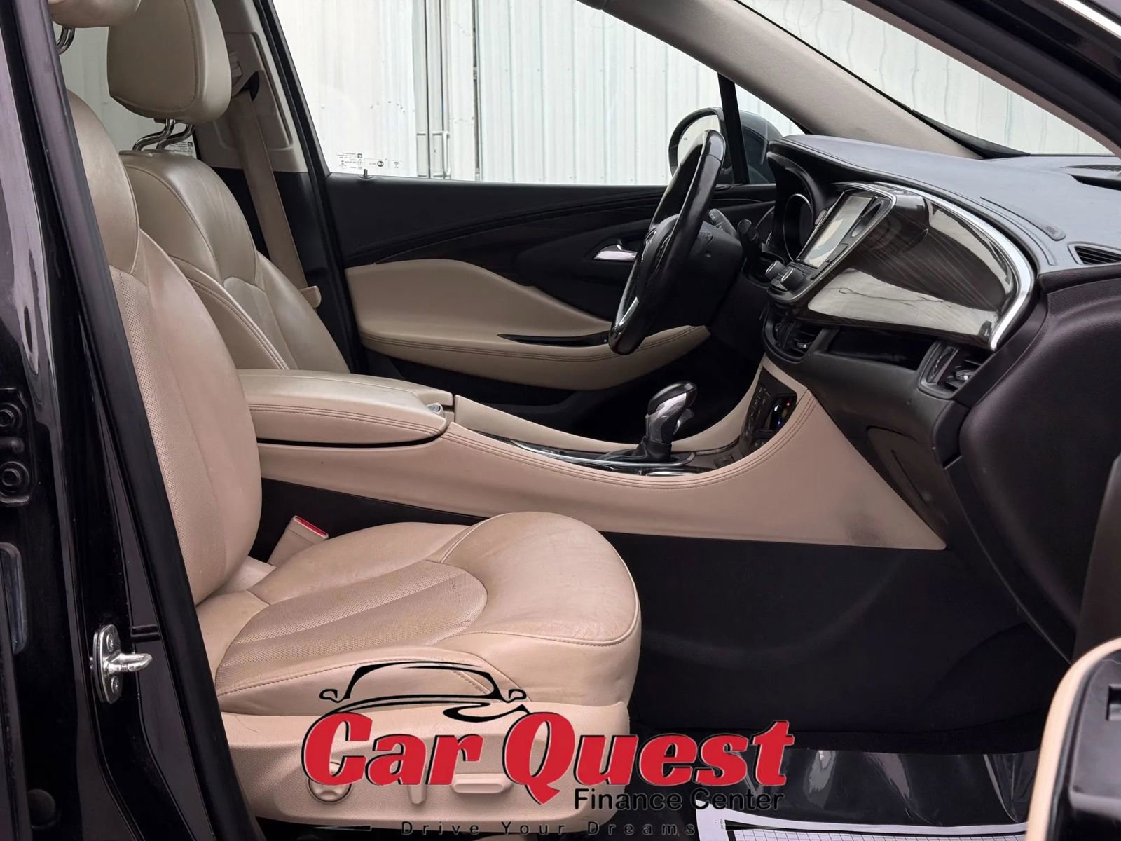 Used 2019 Buick Envision Essence image 18