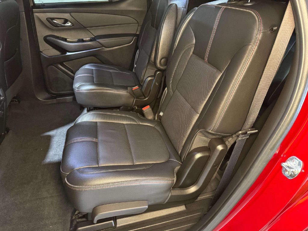 Used 2023 Chevrolet Traverse RS w/ LPO, Floor Liner Package AWD/4WD image 27