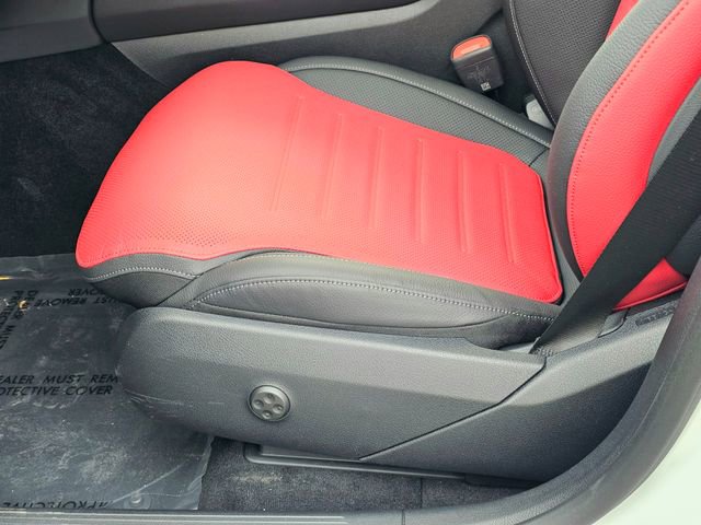 New 2026 Mercedes-Benz GLC 300 4MATIC image 17