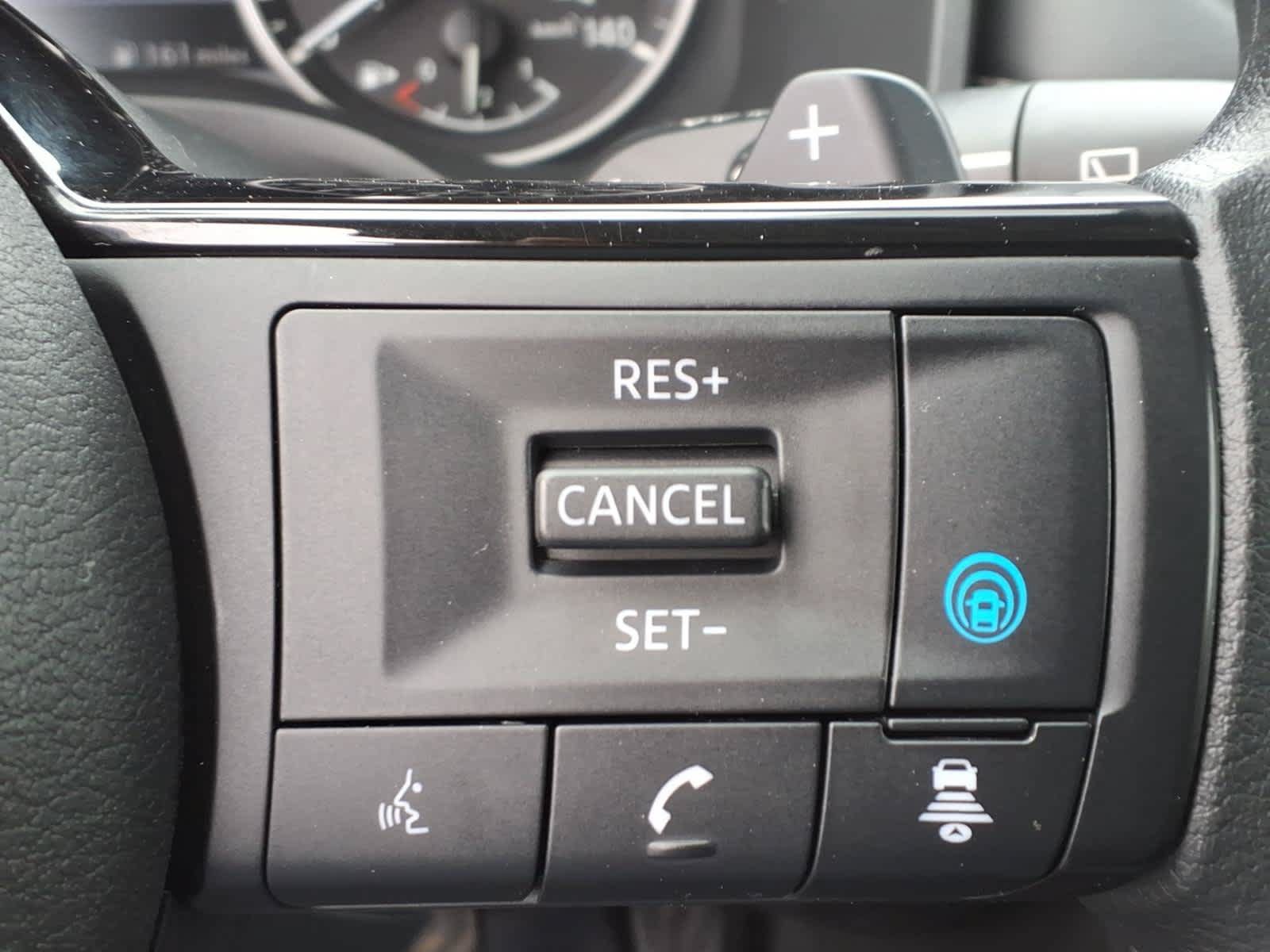 Certified 2023 Nissan Rogue SV AWD/4WD image 9