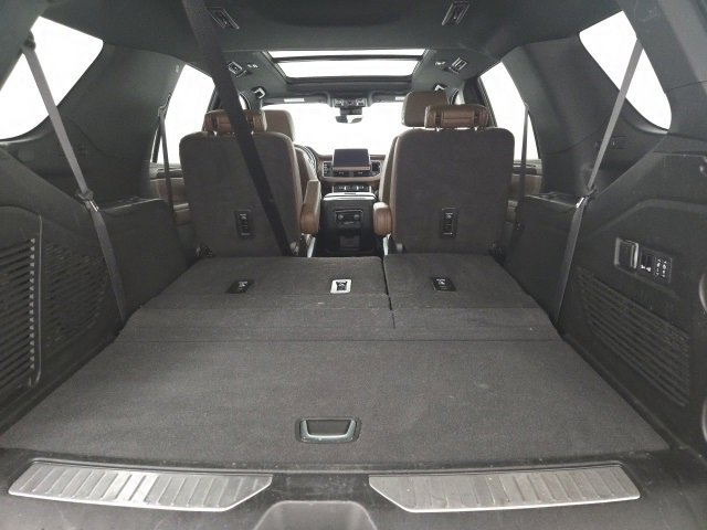 Used 2024 Chevrolet Tahoe High Country image 33