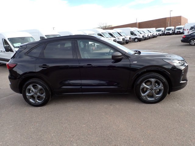 Used 2024 Ford Escape ST-Line image 5