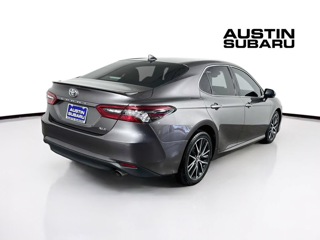Used 2021 Toyota Camry XLE FWD image 7