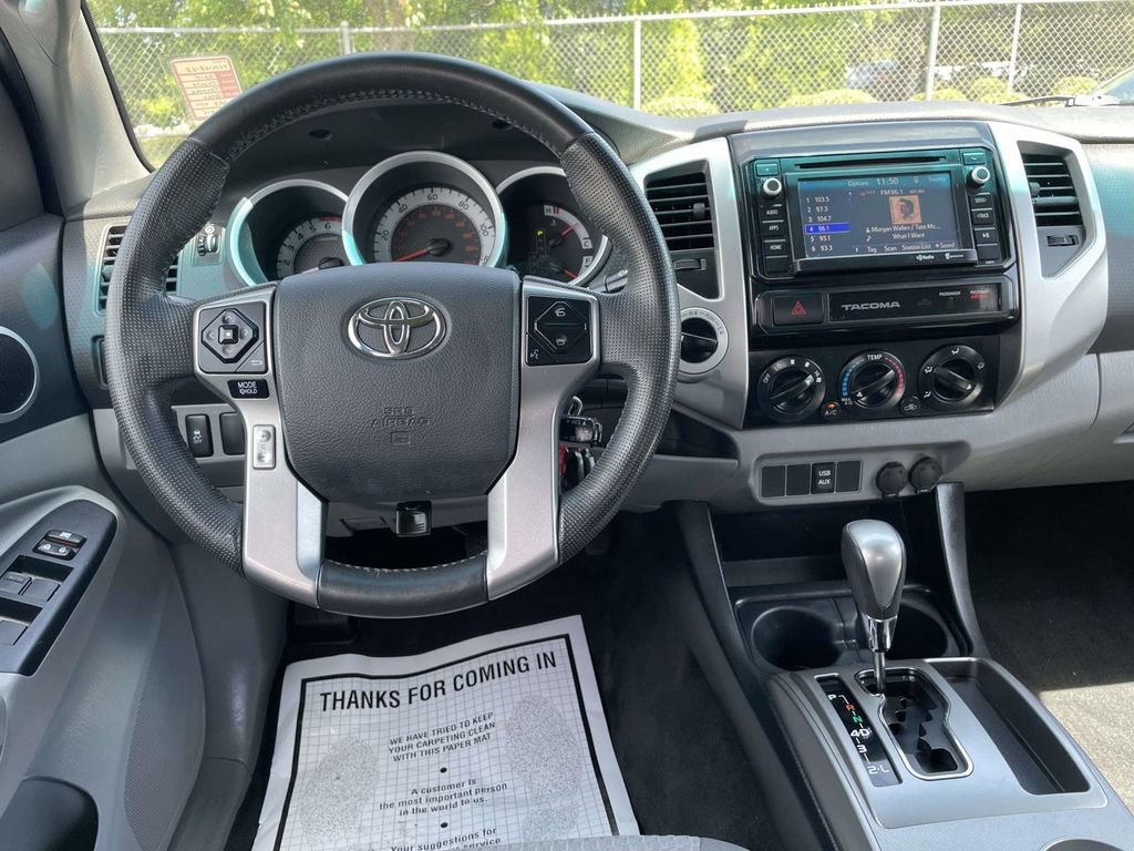 Used 2015 Toyota Tacoma 4x4 Double Cab w/ SR5 Package image 12