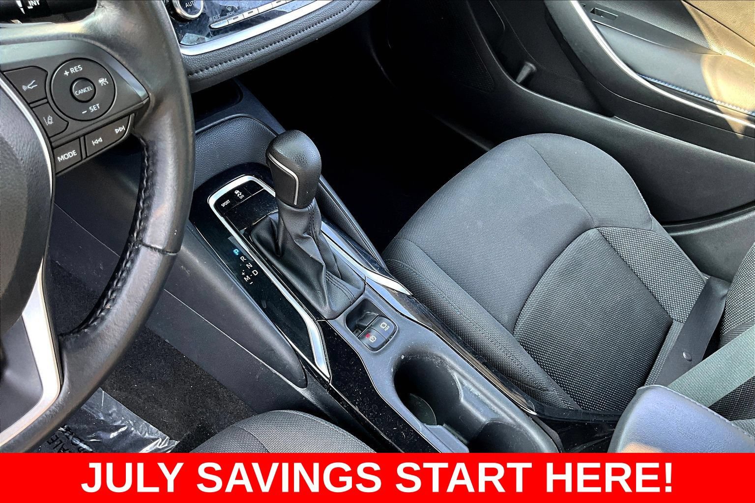 Used 2021 Toyota Corolla SE w/ SE Premium Package FWD image 18