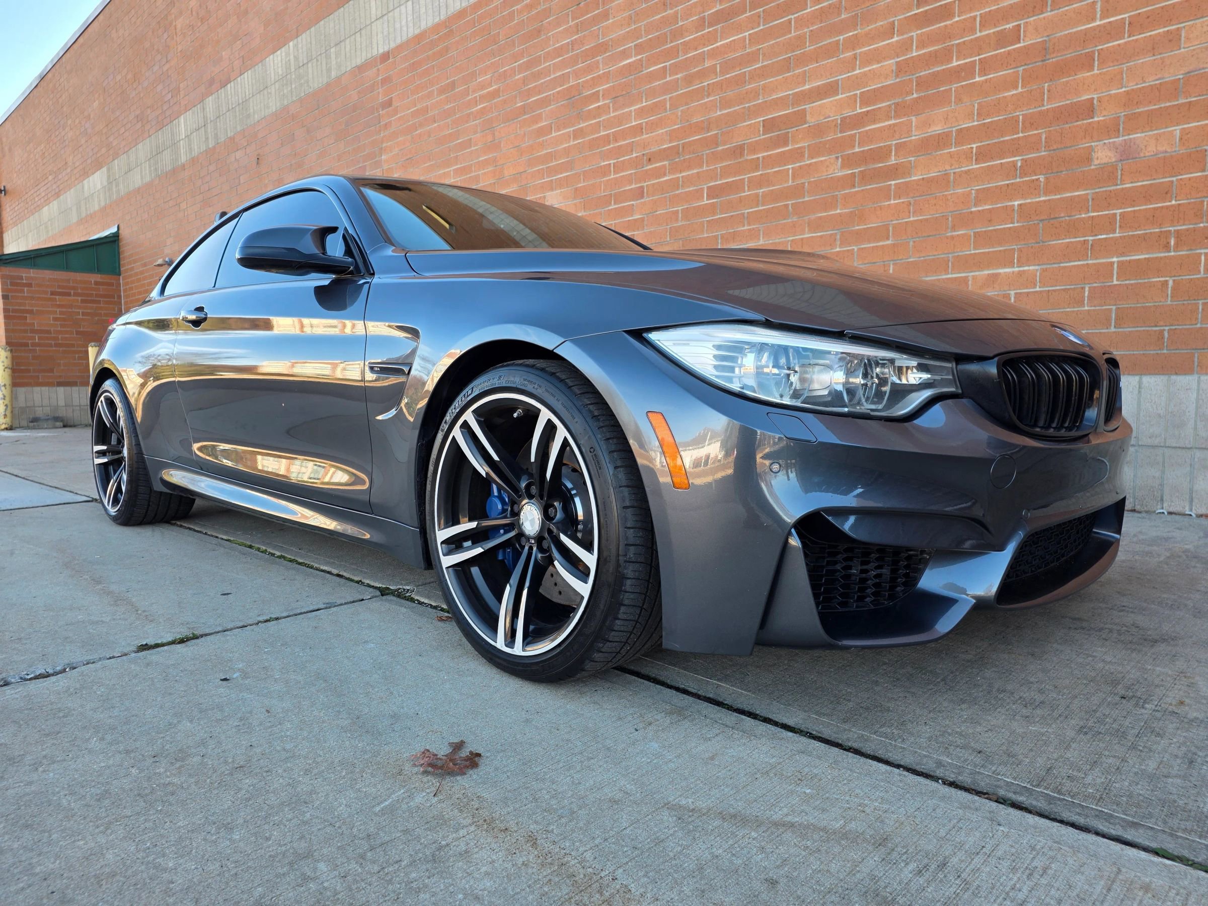 Used 2015 BMW M4 Coupe image 1