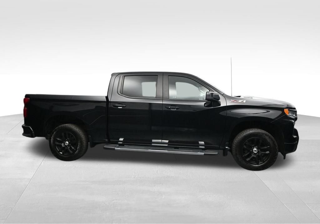 Used 2022 Chevrolet Silverado 1500 RST w/ Z71 Off-Road Package AWD/4WD image 6