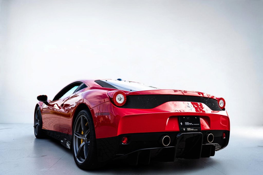 Used 2015 Ferrari 458 Speciale Coupe RWD image 26