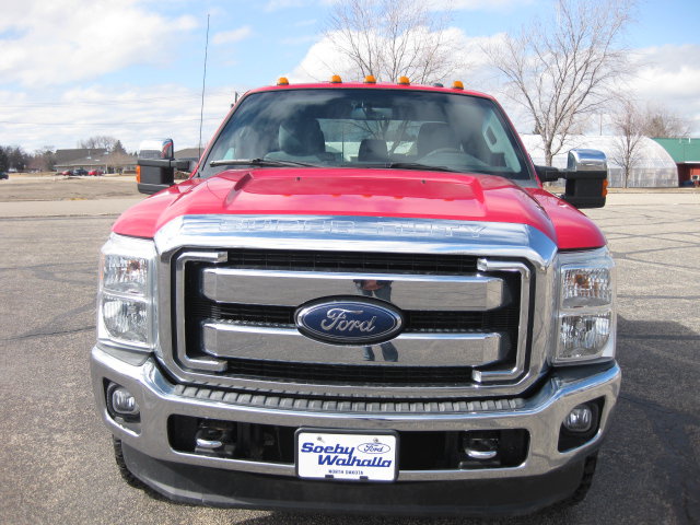 Used 2015 Ford F250 XLT w/ XLT Premium Package AWD/4WD image 3