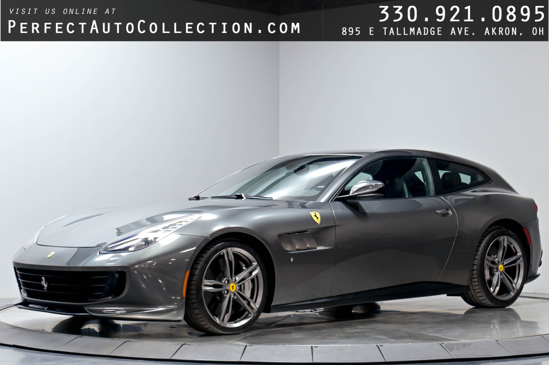 Used 2017 Ferrari GTC4Lusso AWD/4WD image 1