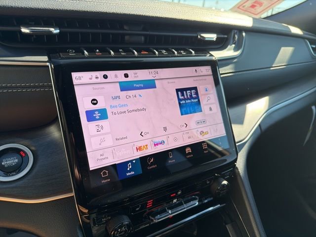 New 2025 Jeep Grand Cherokee L Limited image 14