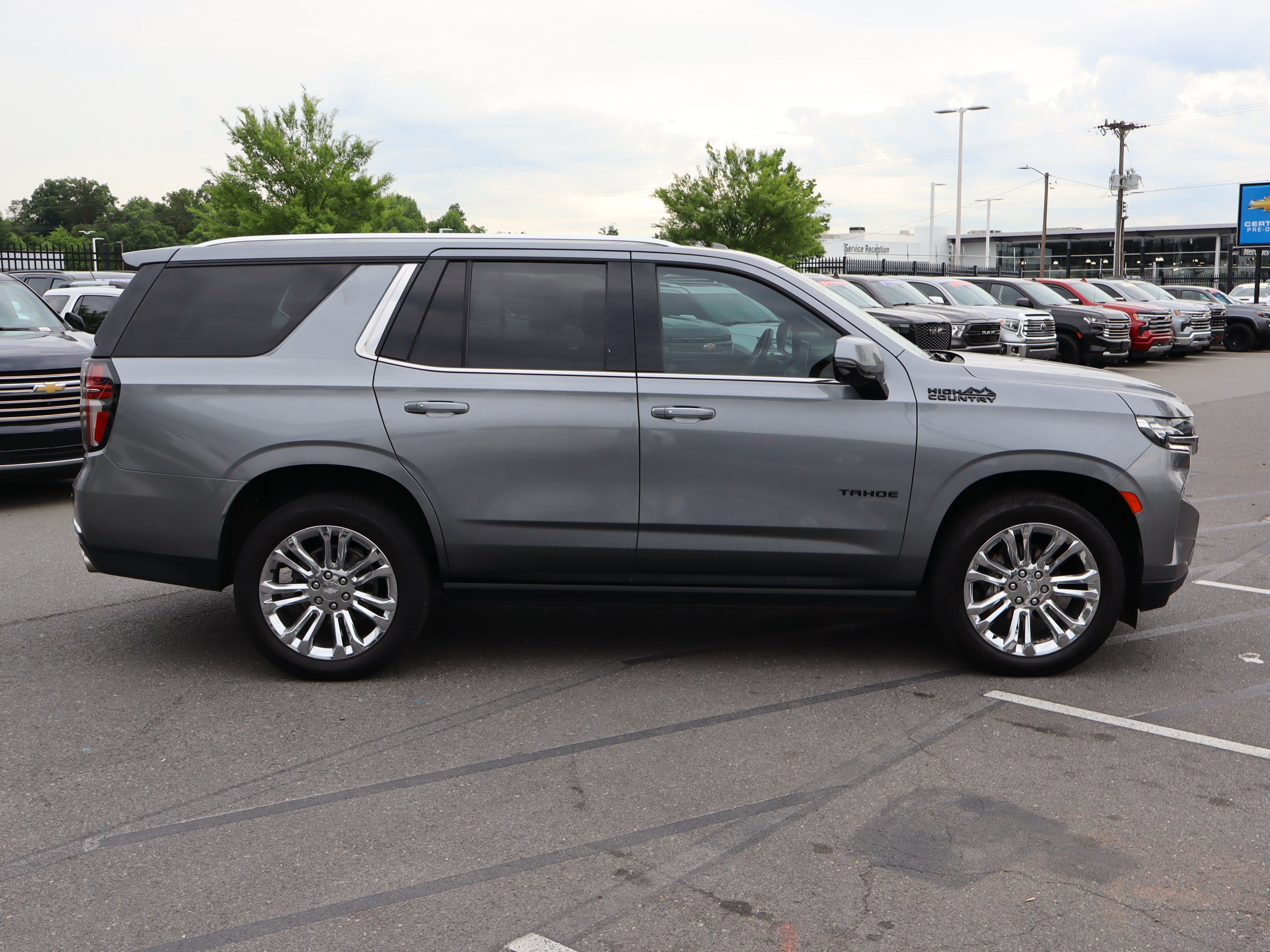 Used 2022 Chevrolet Tahoe High Country w/ Max Trailering Package AWD/4WD image 11