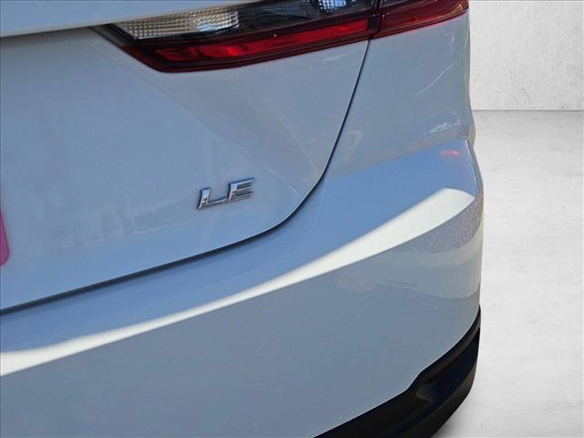Used 2025 Toyota Camry LE FWD image 30
